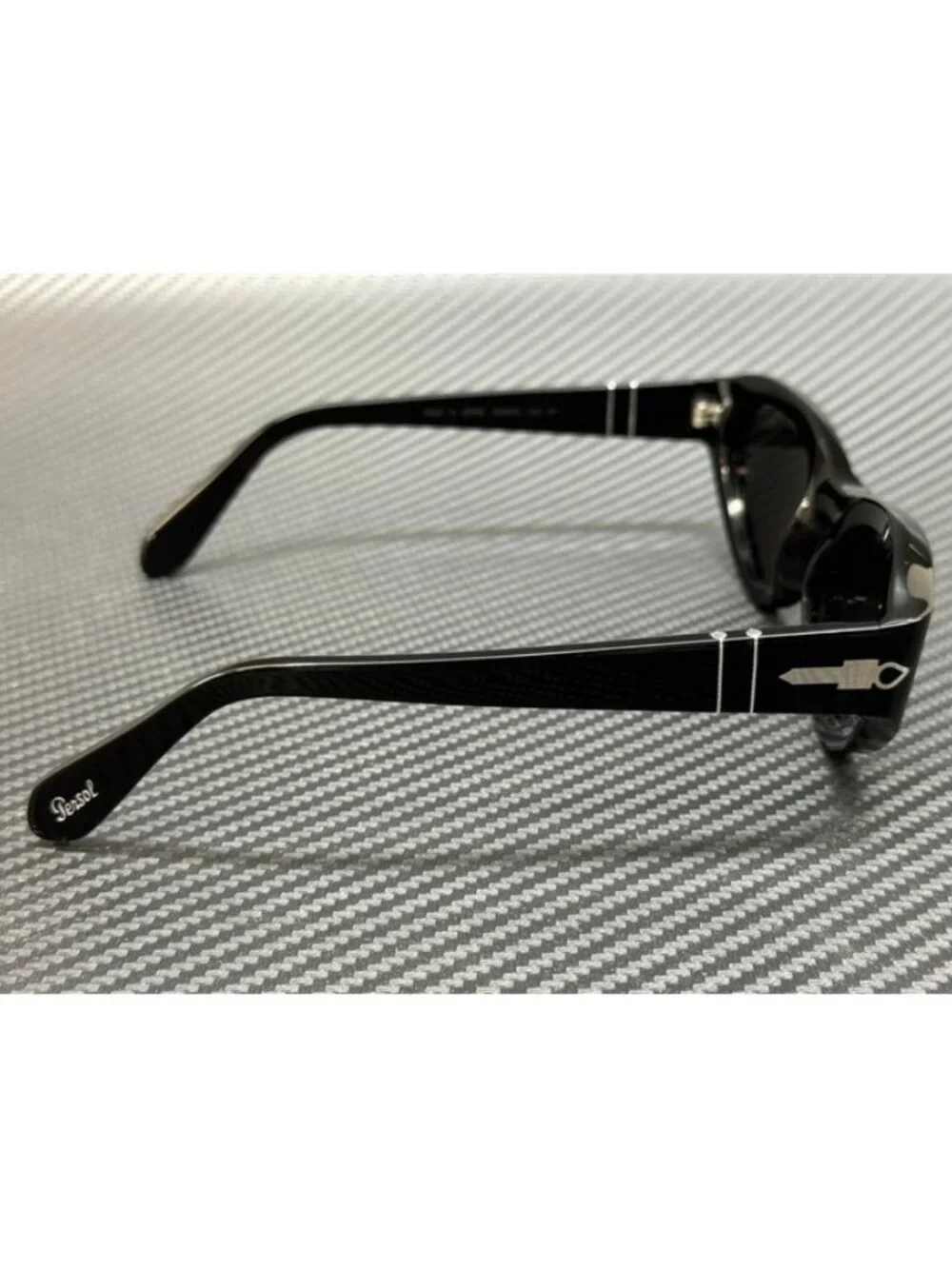 New Persol Men Black Sunglasses 53-20-140